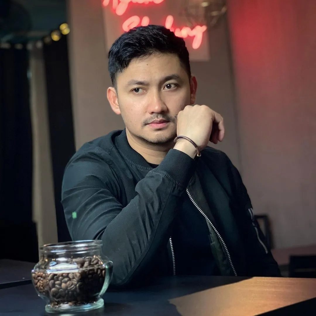 Angga Wijaya kini tak lagi menggunakan fasilitas mewah yang dimiliki Dewi Perssik (Credit: instagram.com/anggawijaya88)