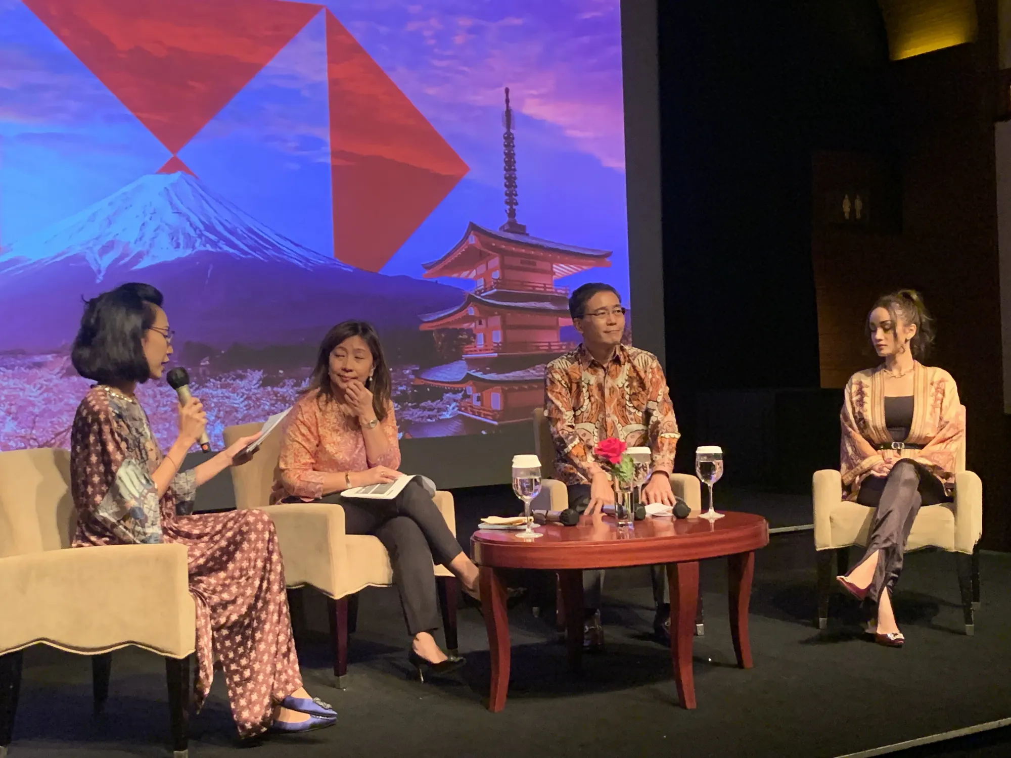 Astrid Satwika Berbagi Tips Bepergian (Credit: Istimewa)