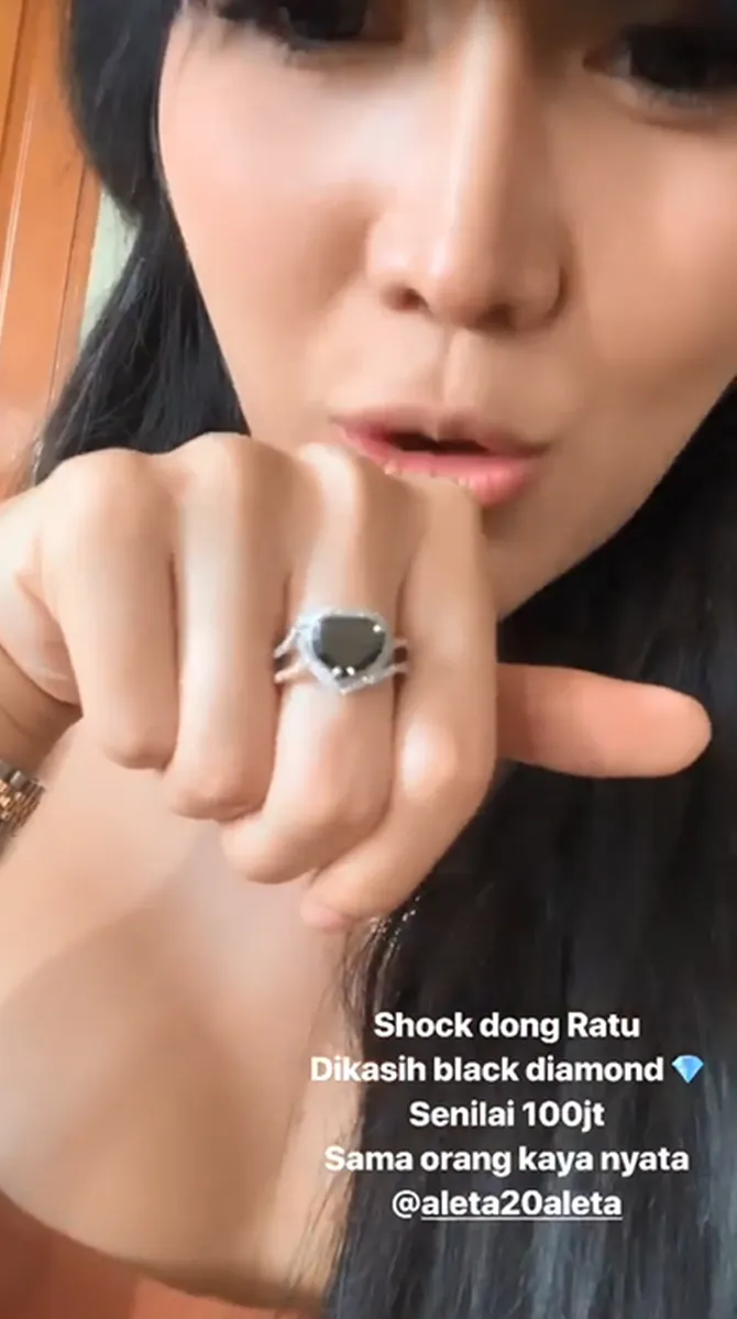 (Credit: instagram.com/lucintaluna)