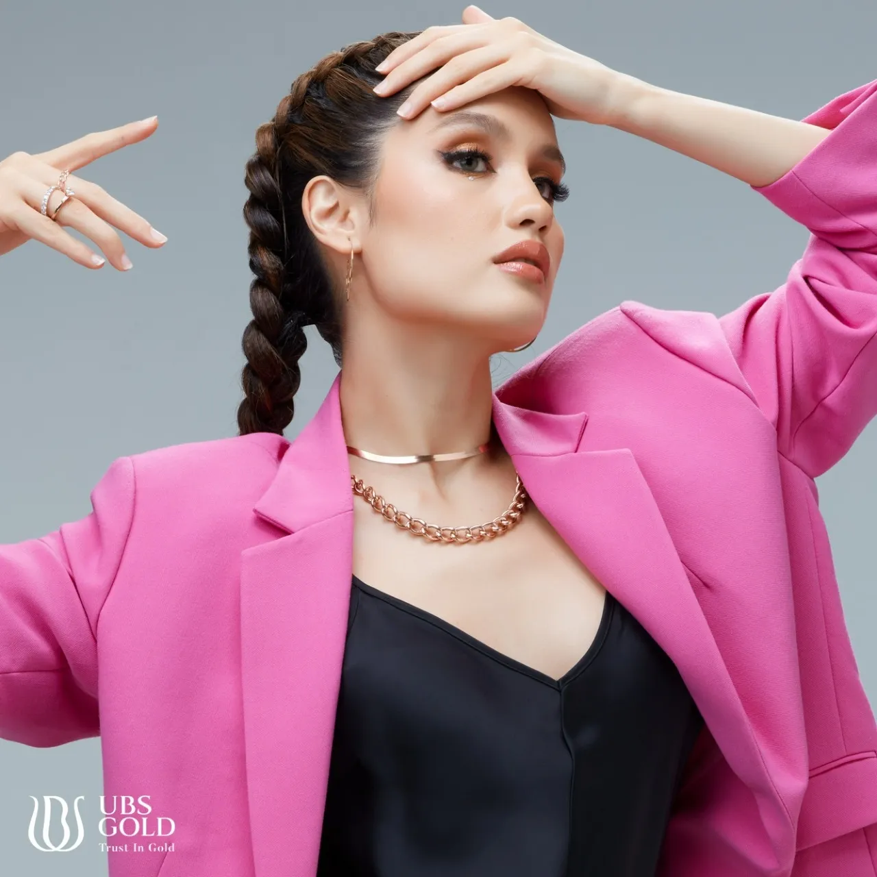 Cinta Laura kini disibukan melakukan kampanye #Iam24k (Credit: Istimewa)