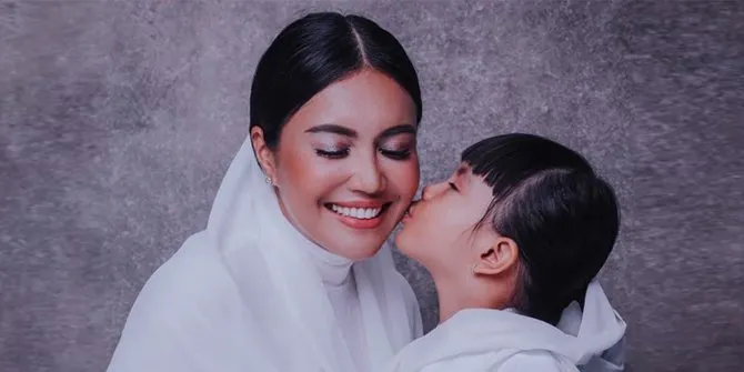 Denada dan Shakira © Instagram/denadaindonesia