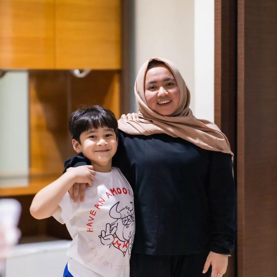 Lala Pengasuh Rafathar (Credit: instagram.com/shela_lala96)