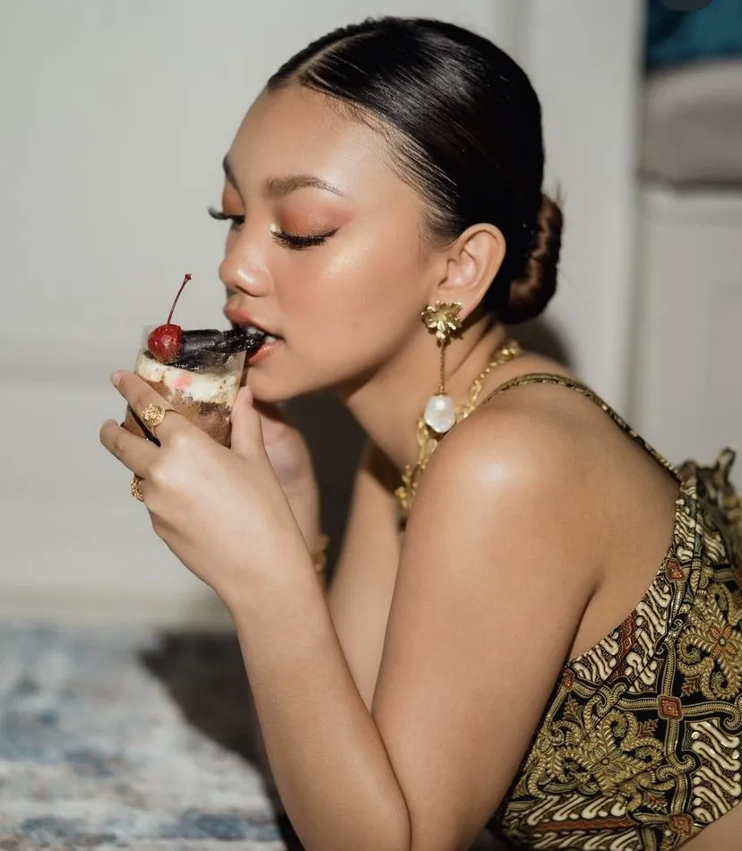 Pesona Cantik Naura Ayu di Usia 18 Tahun (Credit: Istimewa)