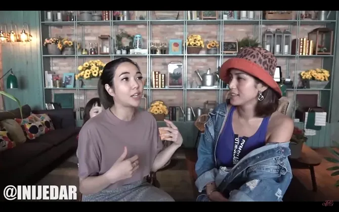 (Credit: Youtube/Jessica Iskandar)