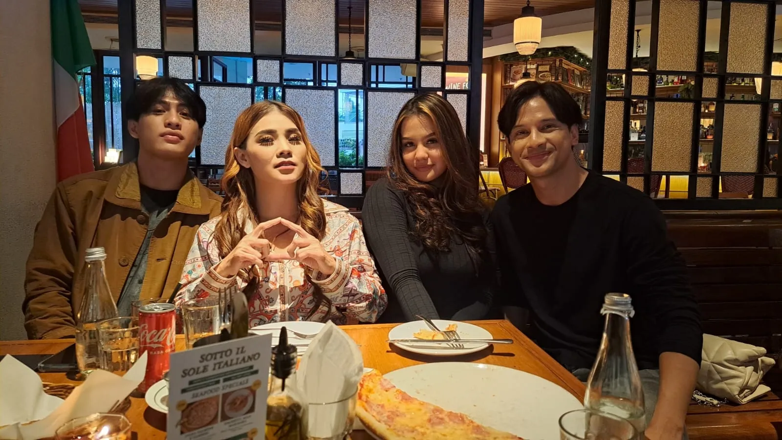 Kiki Astrida Ungkap Lucky Perdana Resmi Terjun ke Dunia Politik (Credit: Istimewa)