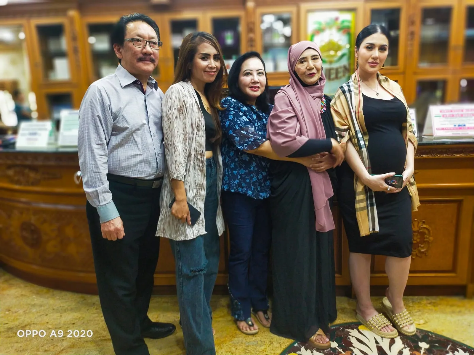 Doris dan Jelita Callebaut Ungkap Rahasia Cantik Awet Muda (Credit: Istimewa)