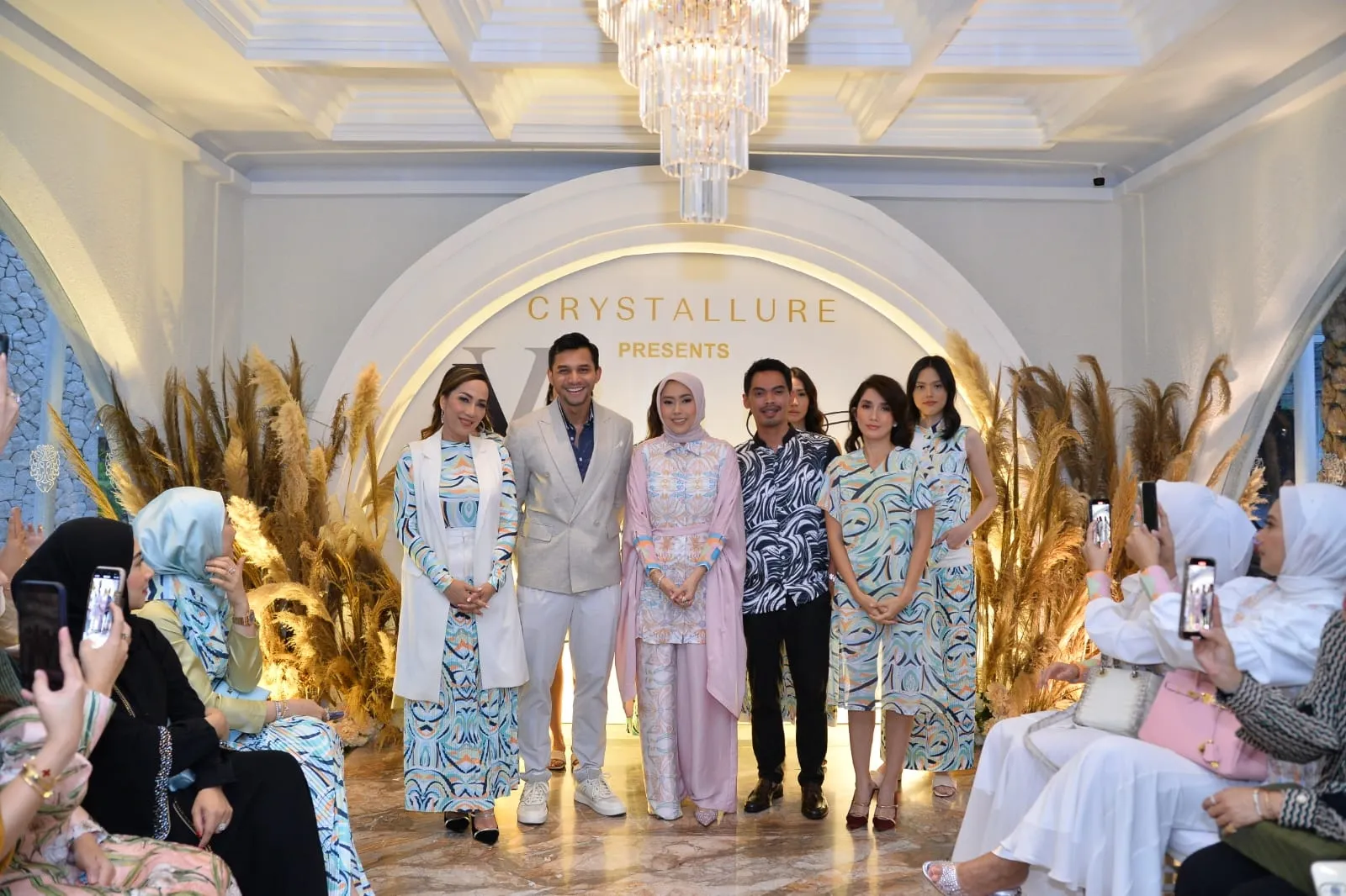 Representasikan Perempuan Indonesia