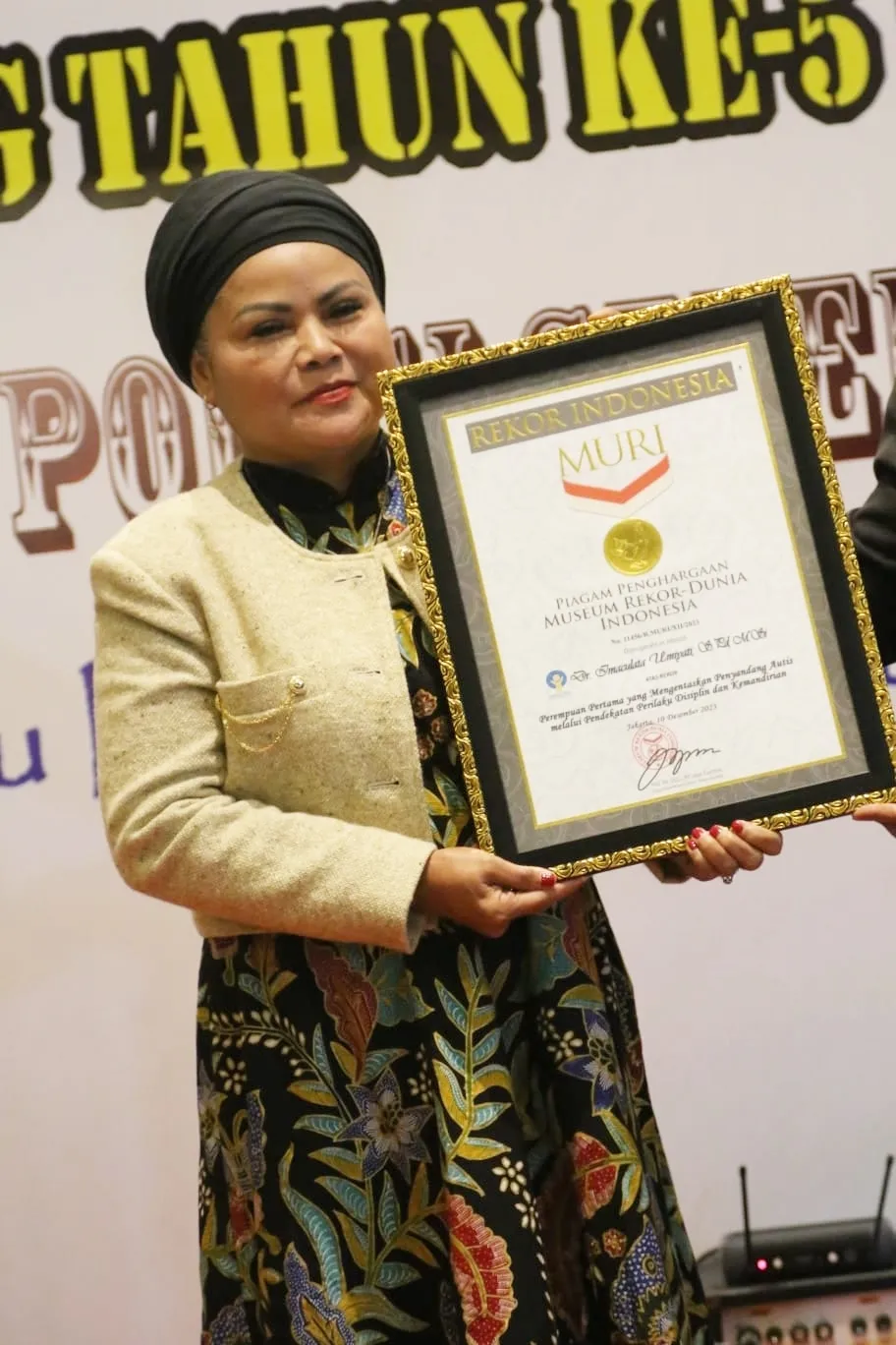 Imaculata Umiyati Raih Penghargaan dari MURI (Credit: Istimewa)
