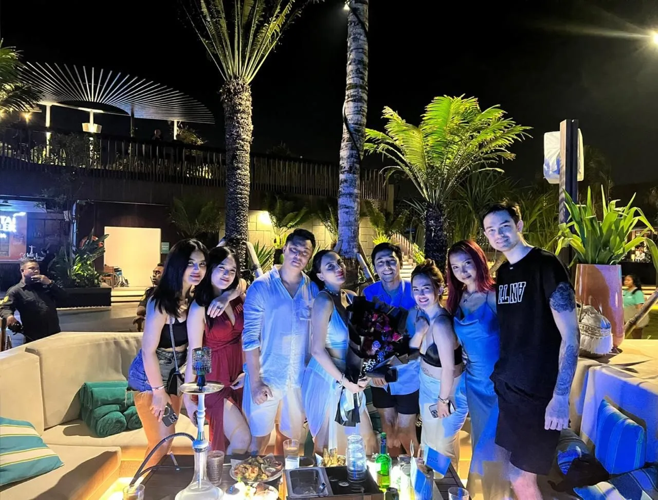 Anggita Sari merayakan ulang tahunnya yang ke 31 (Credit: Istimewa)