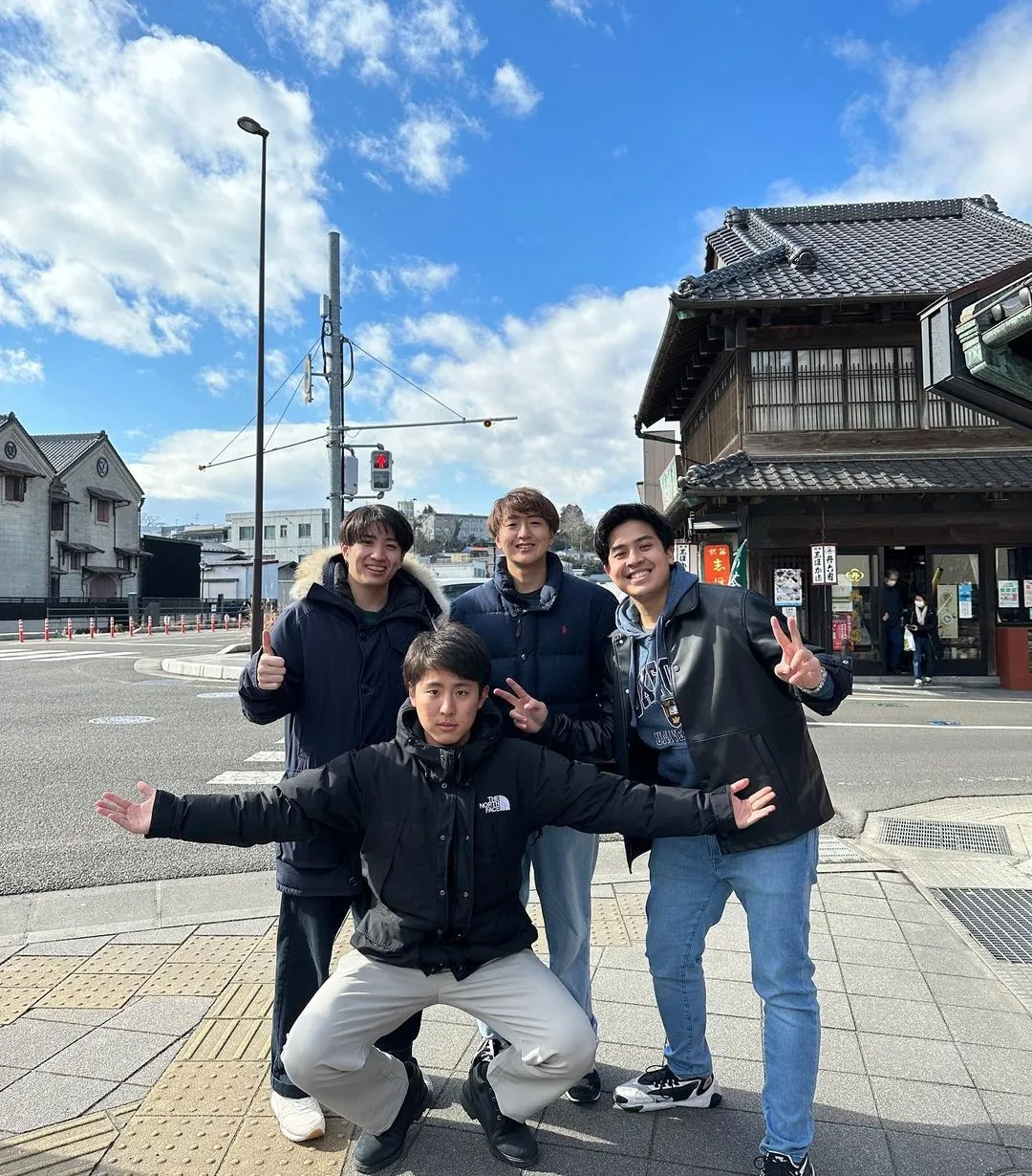 Waseda Boys Bakal Tour Keliling Dunia dengan Formasi Lengkap (Credit: instagram.com/jeromepolin)