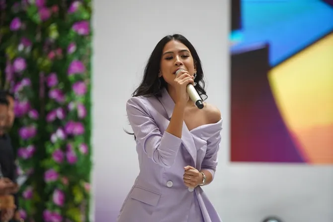 Maudy Ayunda © Kly.tv/Windy Sucipto