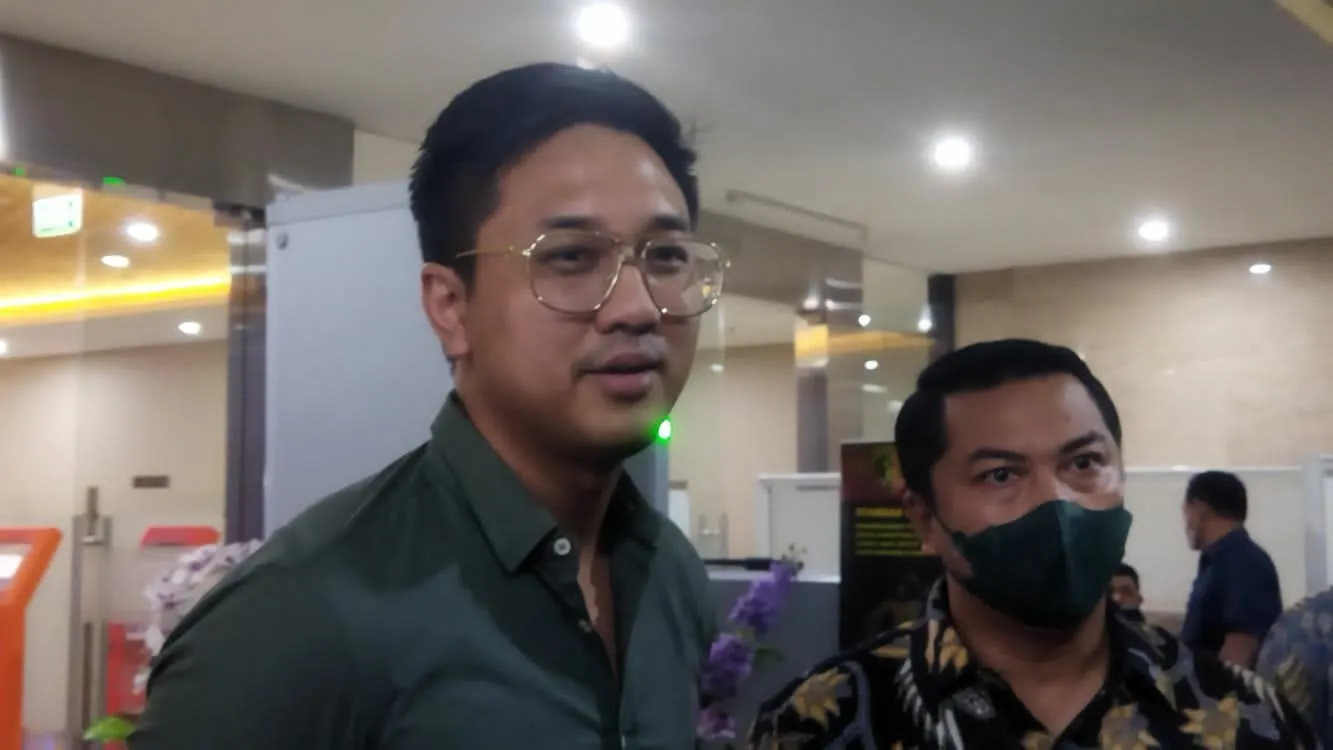 Artis Chris Ryan Rugi Rp30 Miliar (Credit: Istimewa)