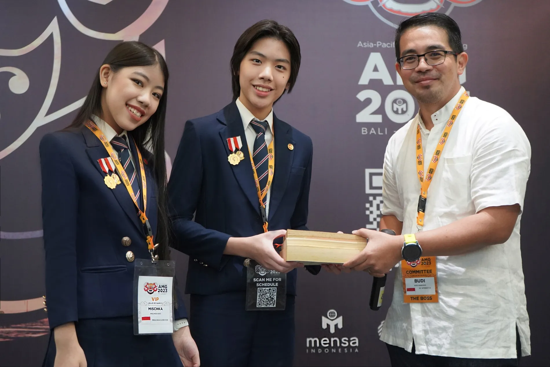 Mischka dan Devon jadi Pembicara di Pertemuan Mensa Asia Pasifik 2023 (Credit: Istimewa)