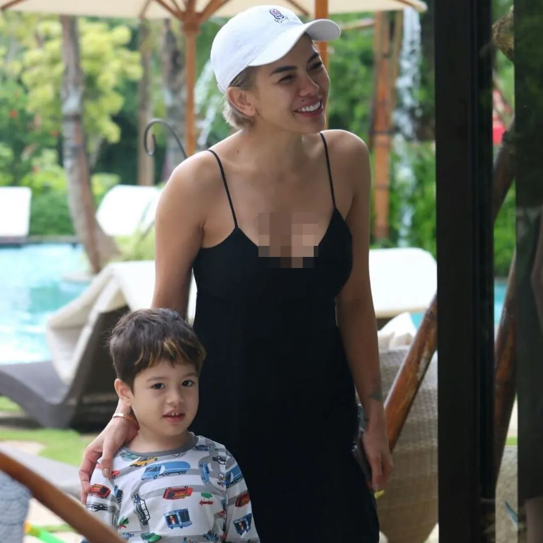 Nikita Mirzani (Credit: instagram.com/nikitamirzanimawardi_17)