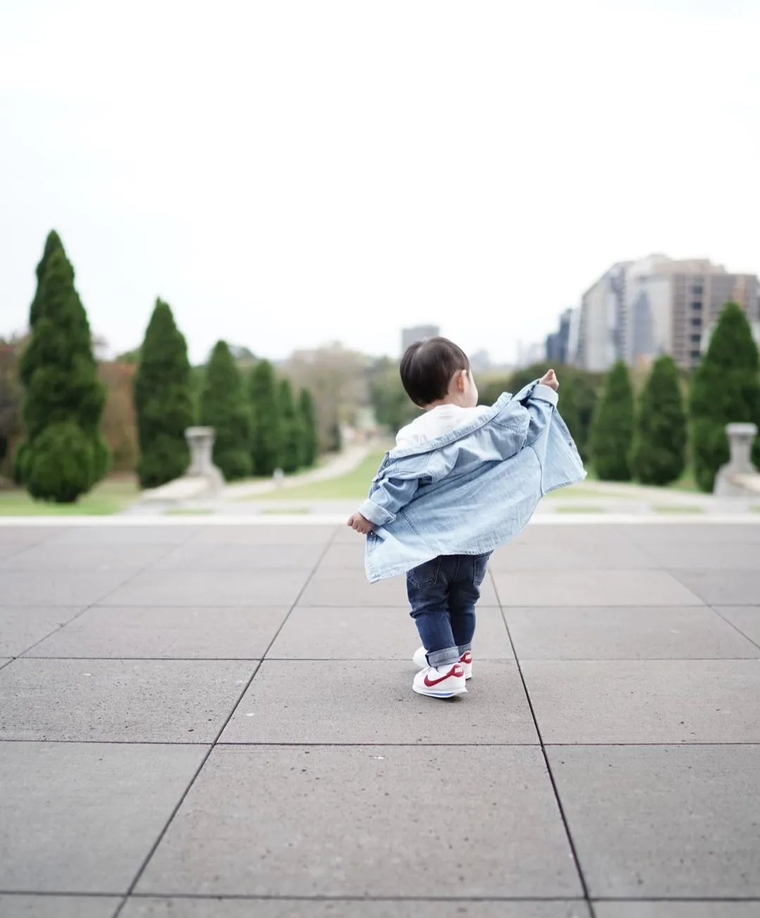 Raphael Moeis (Credit: instagram.com/sandradewi88)