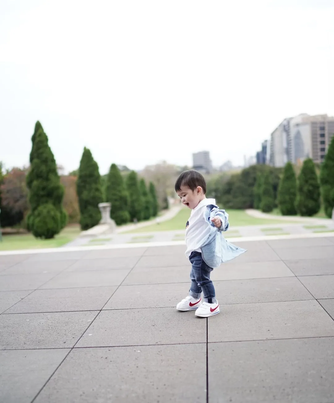 Raphael Moeis (Credit: instagram.com/sandradewi88)