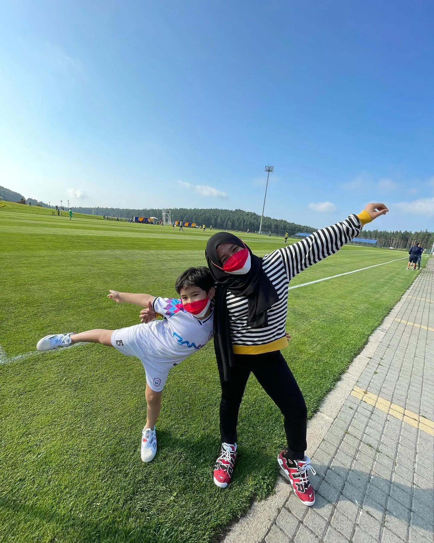 Lala Pengasuh Rafathar (Credit: instagram.com/shela_lala96)