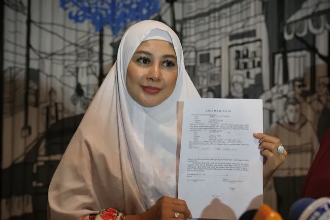 Vivi Paris © KapanLagi.com/Budy Santoso