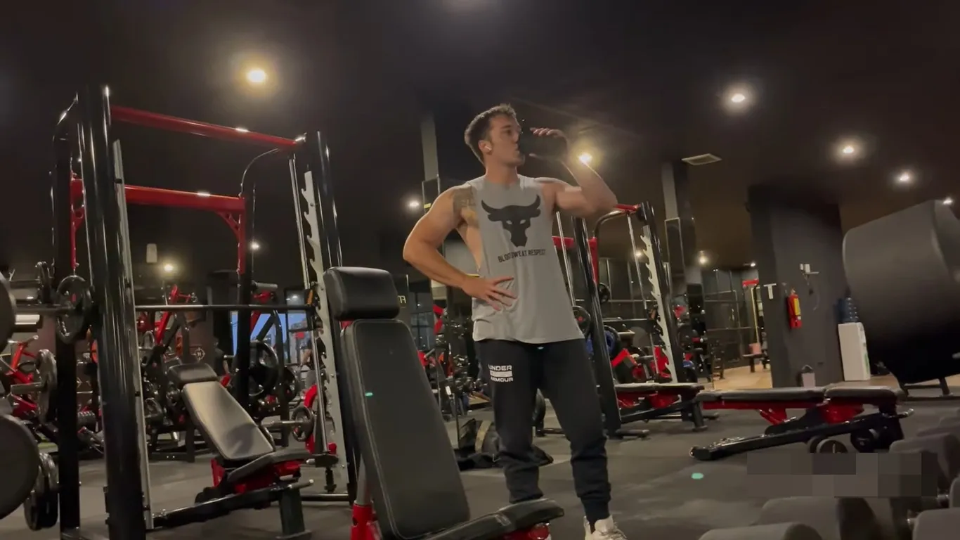 Mengawali Hari dengan GYM