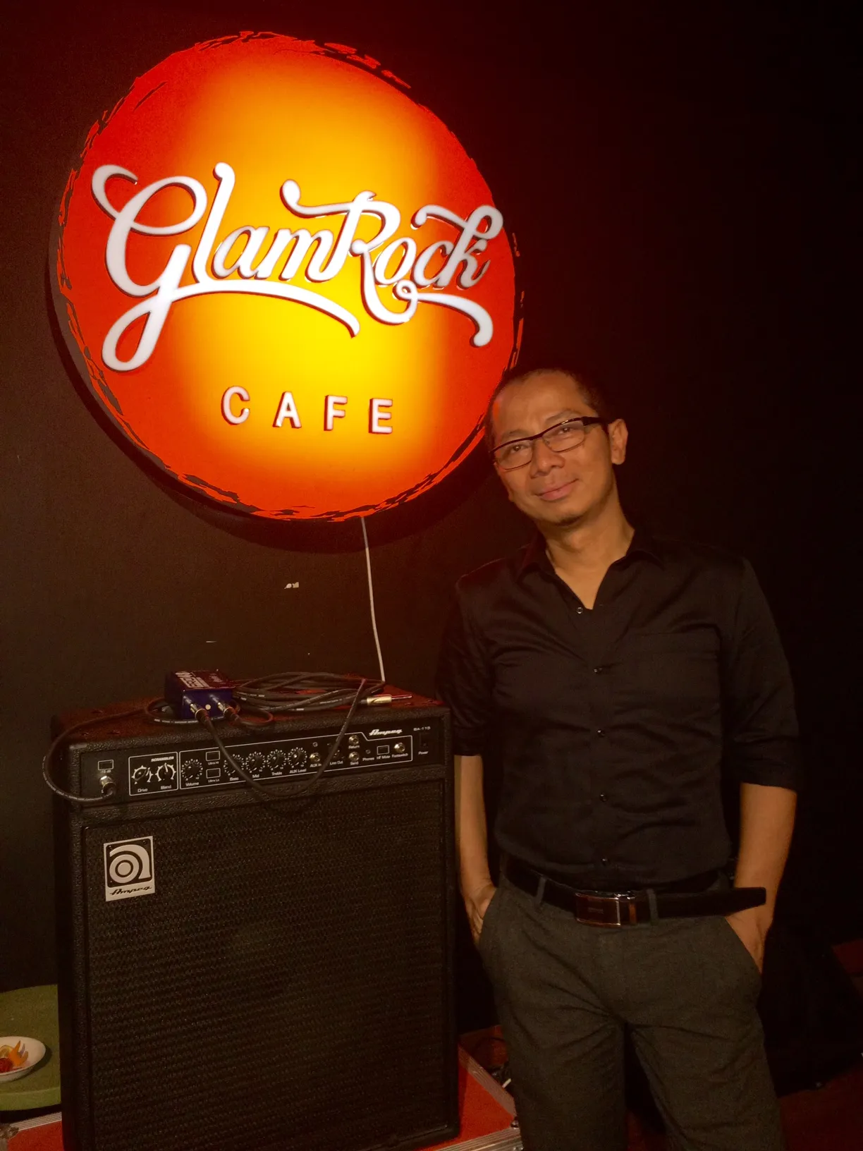 Sang Alang membuka kafe sehat tanpa alkohol. ©KapanLagi.com/Hendra Gunawan