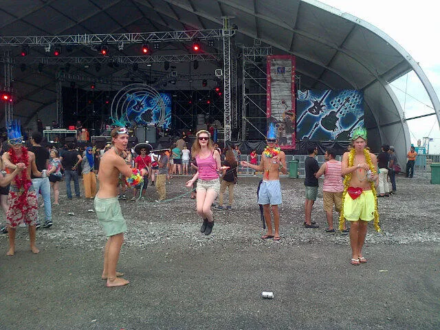 Aktivitas jelang konser @ twitter/MusikKl.com