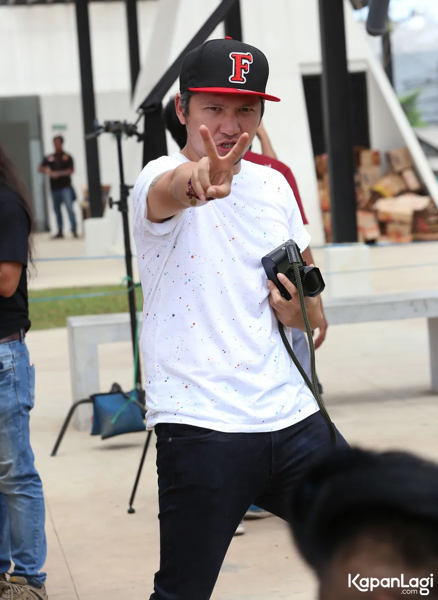 Gading Marten terpesona dengan Kalijodo © KapanLagi.com®/Budy Santoso