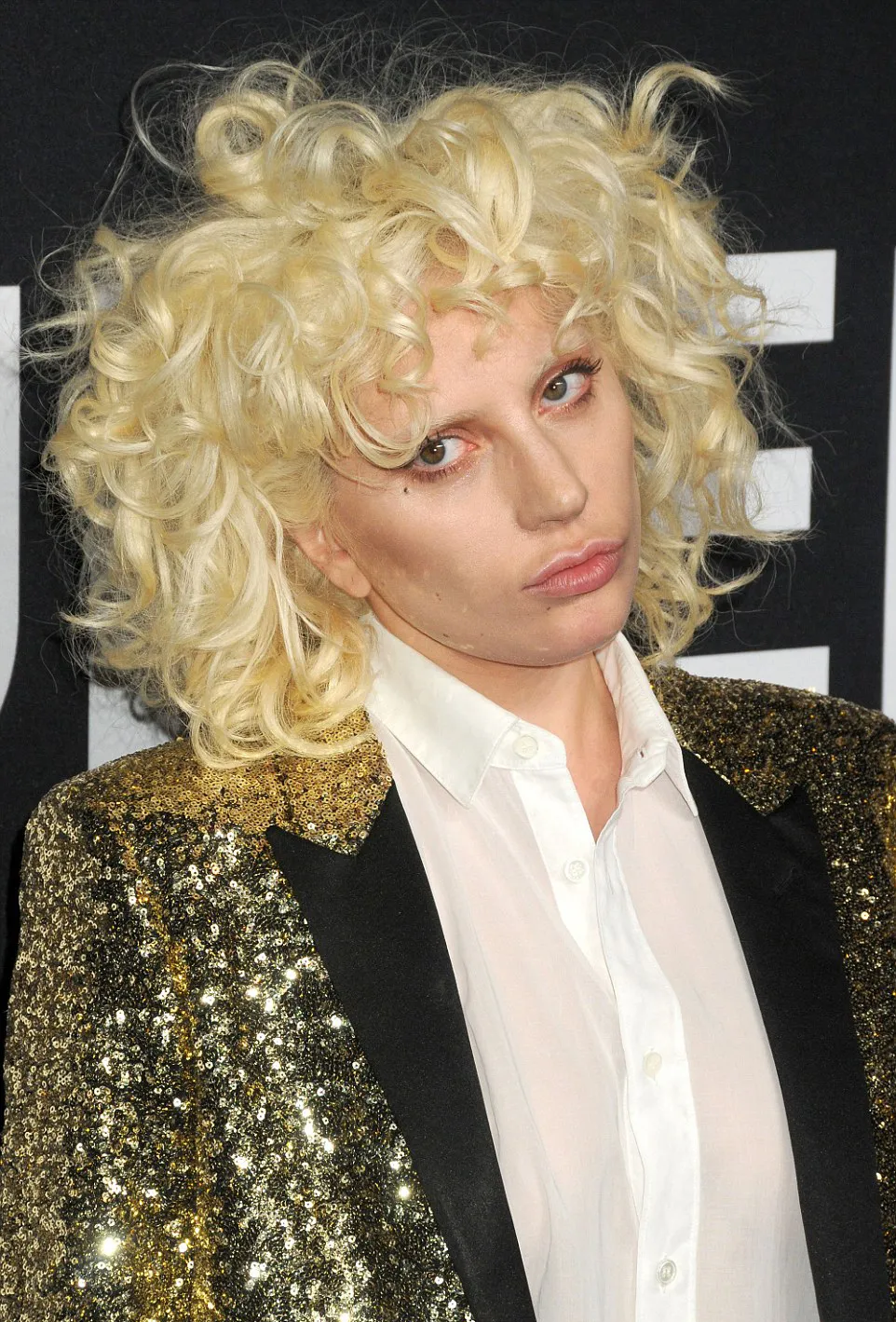 Gaga tampil 'acak-acakan', masih cantik? © Splashnews via dailymail.co.uk