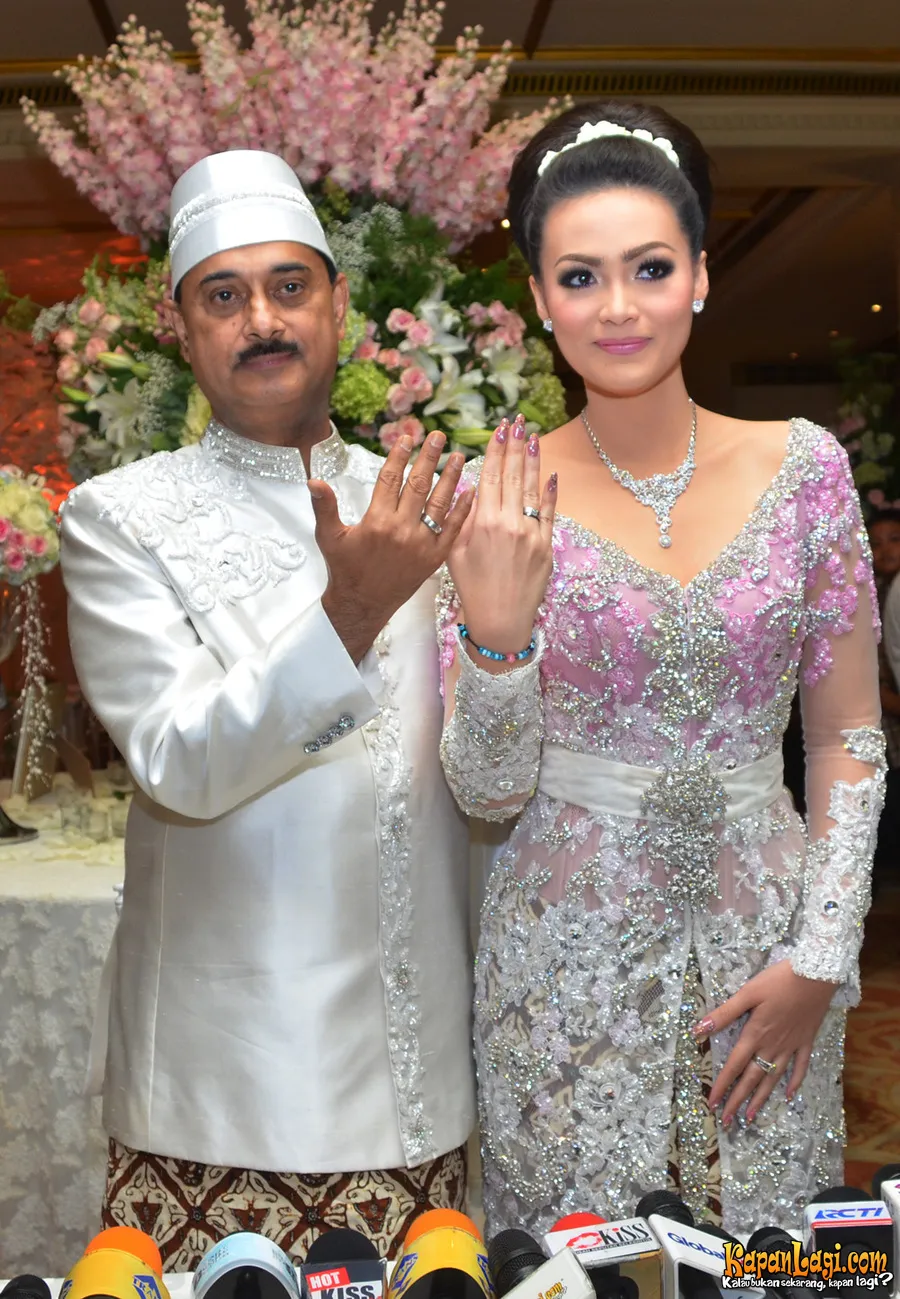 Christy Jusung - Jay Alatas memutuskan bercerai.