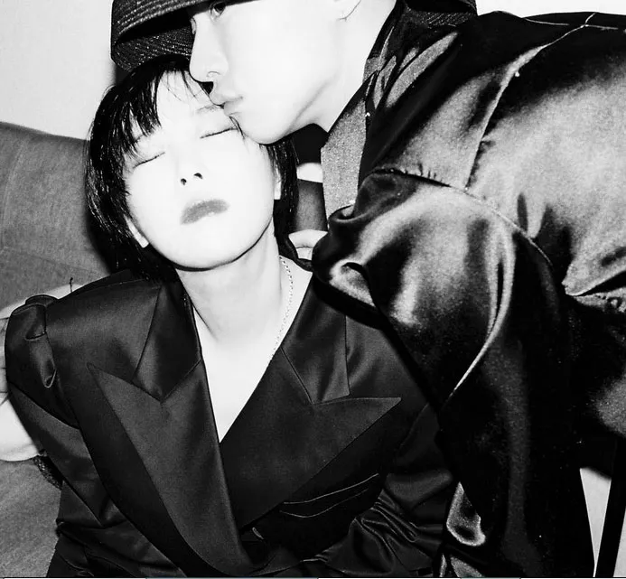 Ga In Brown Eyed Girls dikritik netizen karena upload foto cium pria selain Joo Ji Hoon. ©Instagram/Songain87