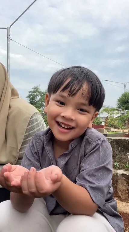 Netizen Masih Ikut Terharu