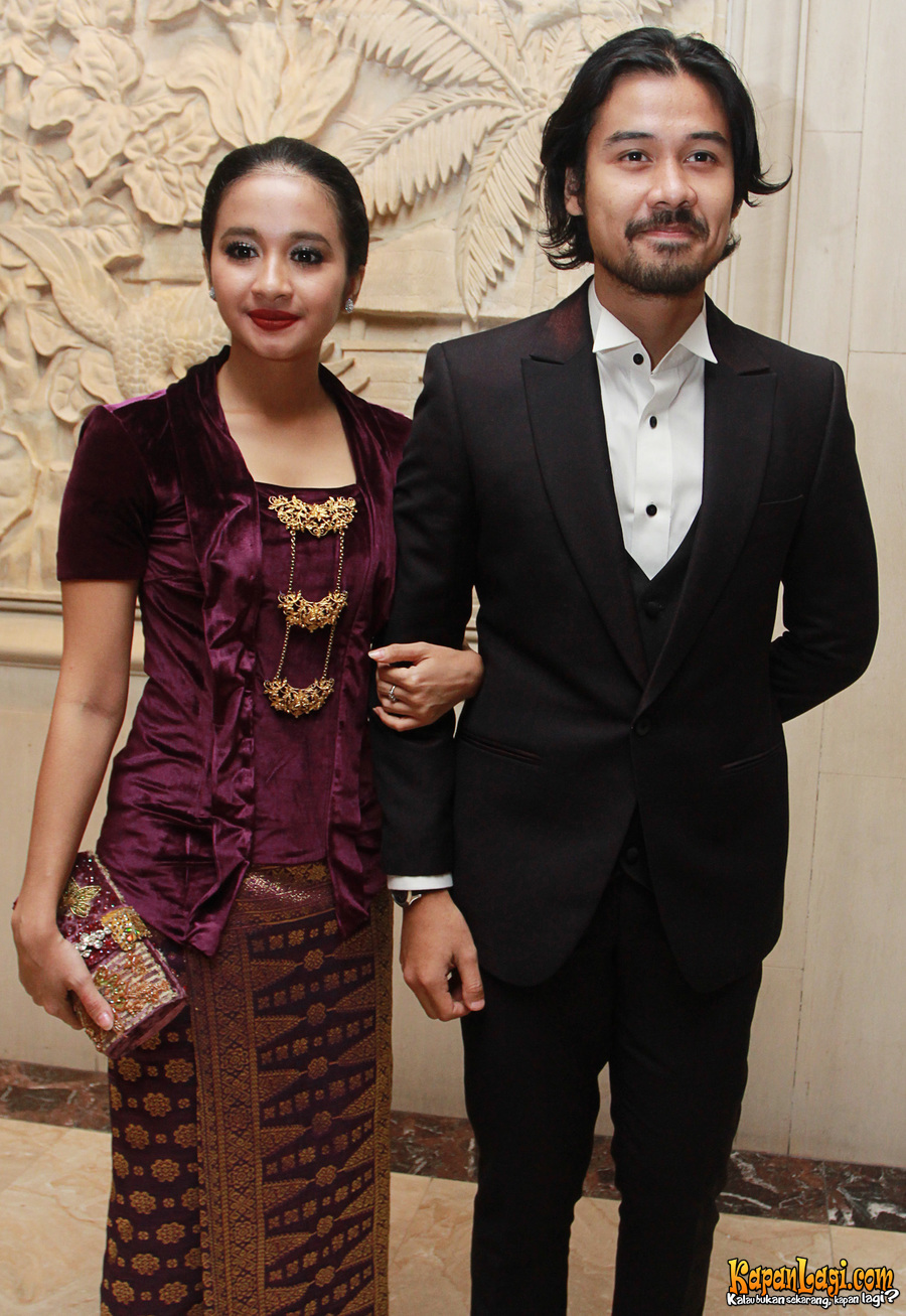 Jenggot Cicho Jerricho membuat Bella risih.