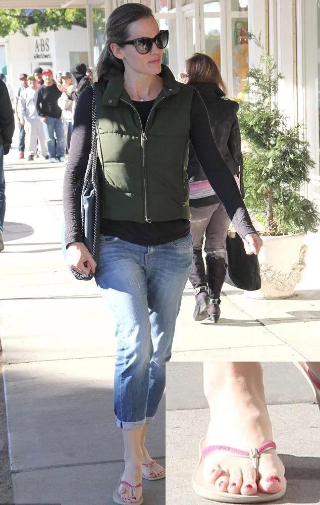 Jennifer Garner @ dailymail.co.uk