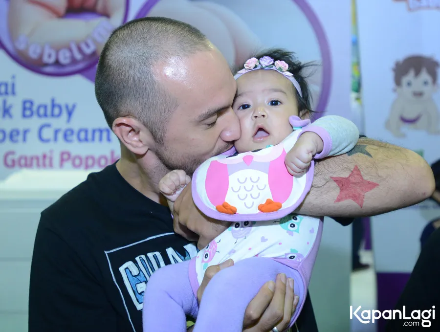 Gary Iskak lebih mendekatkan diri pada Allah © KapanLagi.com®/Muhammad Akrom Sukarya