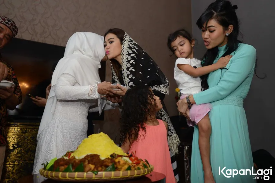 Della akui Gaston bakal datang di acara 40 harian Jupe © KapanLagi.com®/Bayu Herdianto