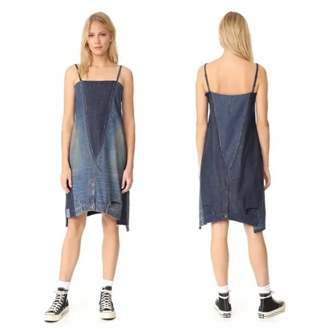 Gaun denim ini terbuat dari potongan jahitan celana jins dan dihargai Rp 5.9 juta © Shopbop