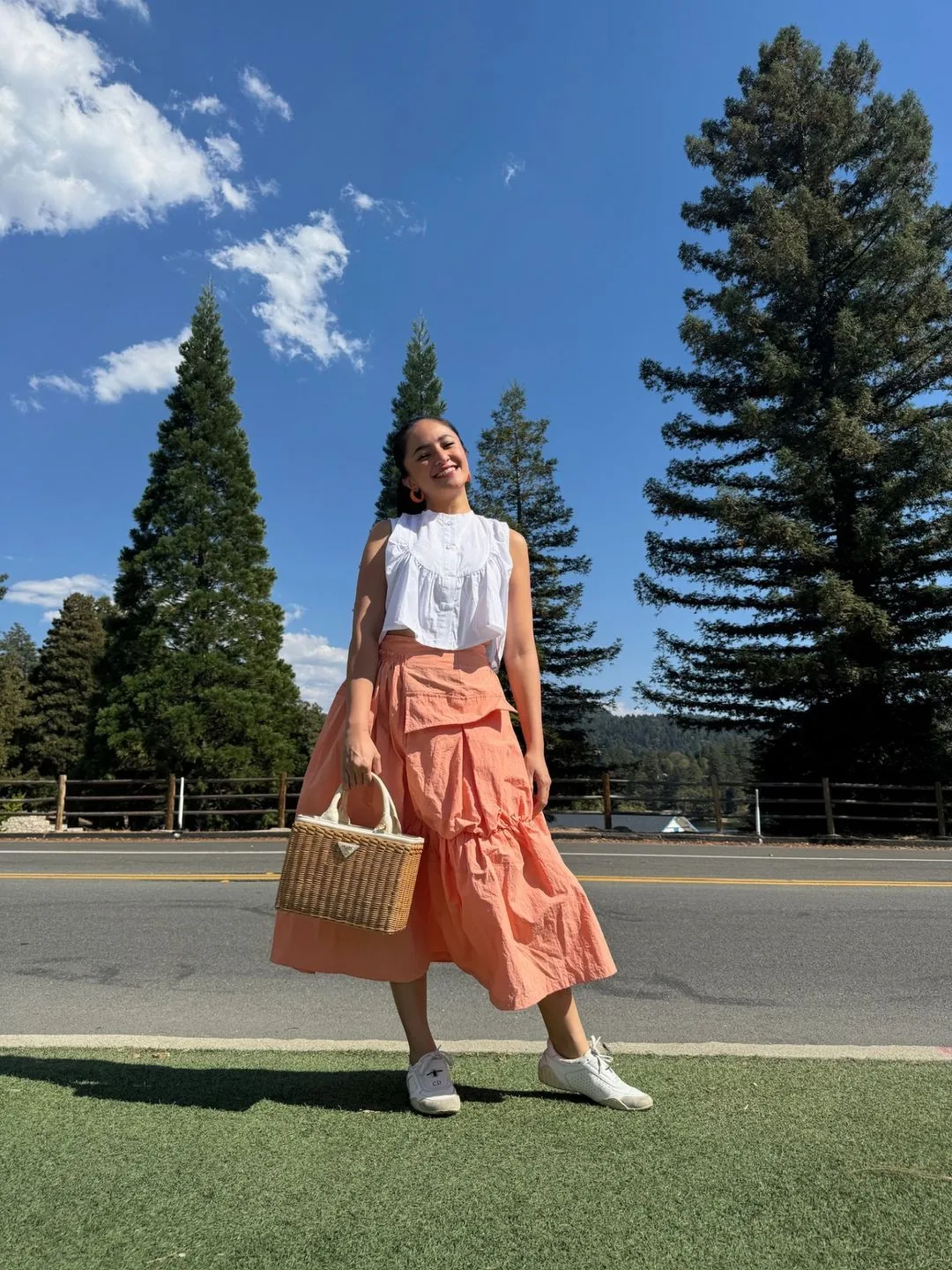 Gaya Marshanda Selama di LA (Credit: Instagram/marshanda99)