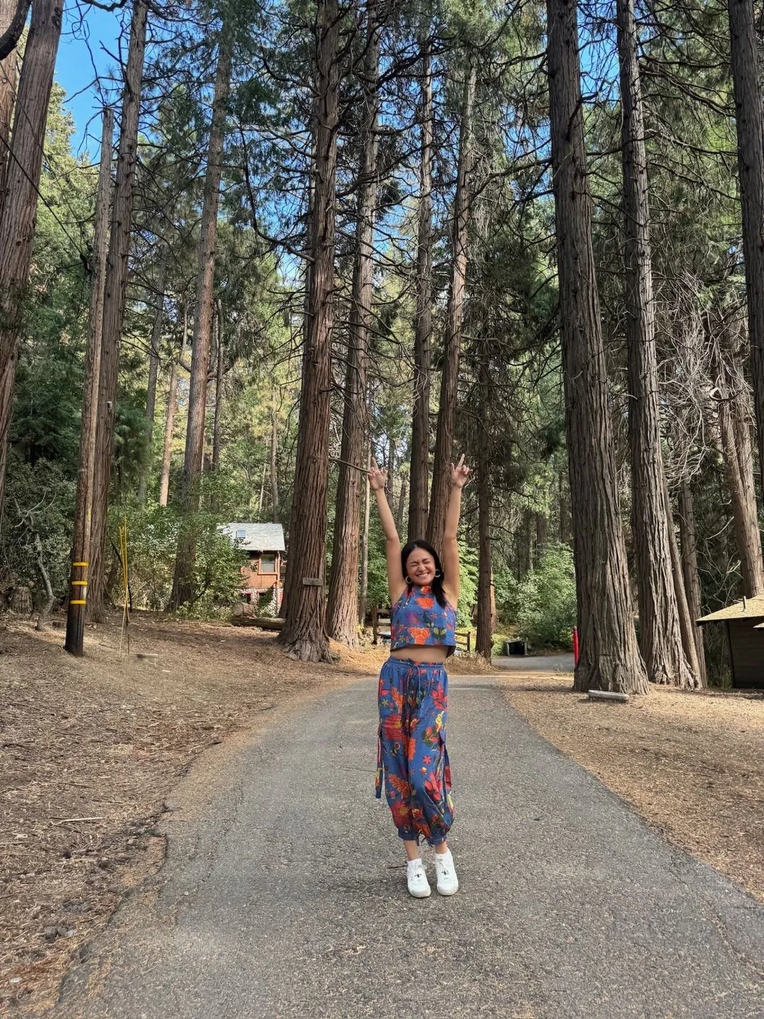 Gaya Marshanda Selama di LA (Credit: Instagram/marshanda99)