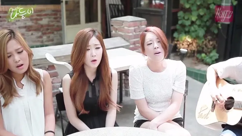 Bay B meng-cover lagu 'That XX' ! soompi.com