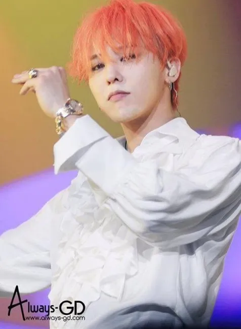 G-Dragon dianggap idol top pria di kalangan idol lainnya. ©credit as tagged