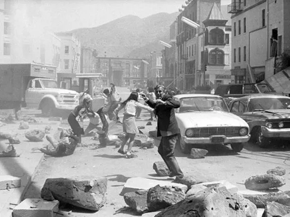 EARTHQUAKE