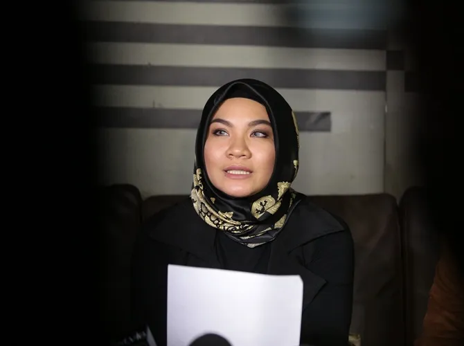 Georgia tak membatasi Aldy untuk bertemu dengan anak. Credit: KapanLagi.com/Muhammad Akrom Sukarya