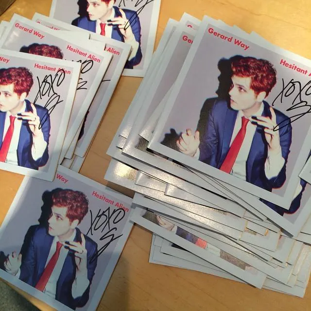 Album Hesitant Alien © Gerard Way Official Facebook