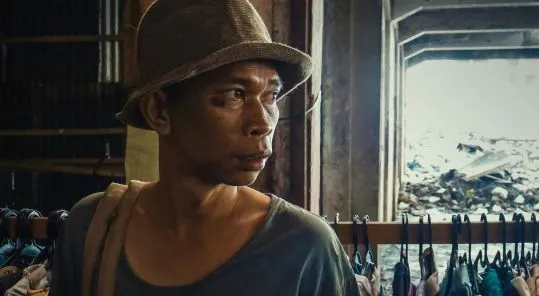 Gunawan melakukan pendekatan personal pada rekan-rekan Wiji Thukul yang masih hidup untuk mengetahui kepribadian penyair tersebut © Festival del Film Locarno