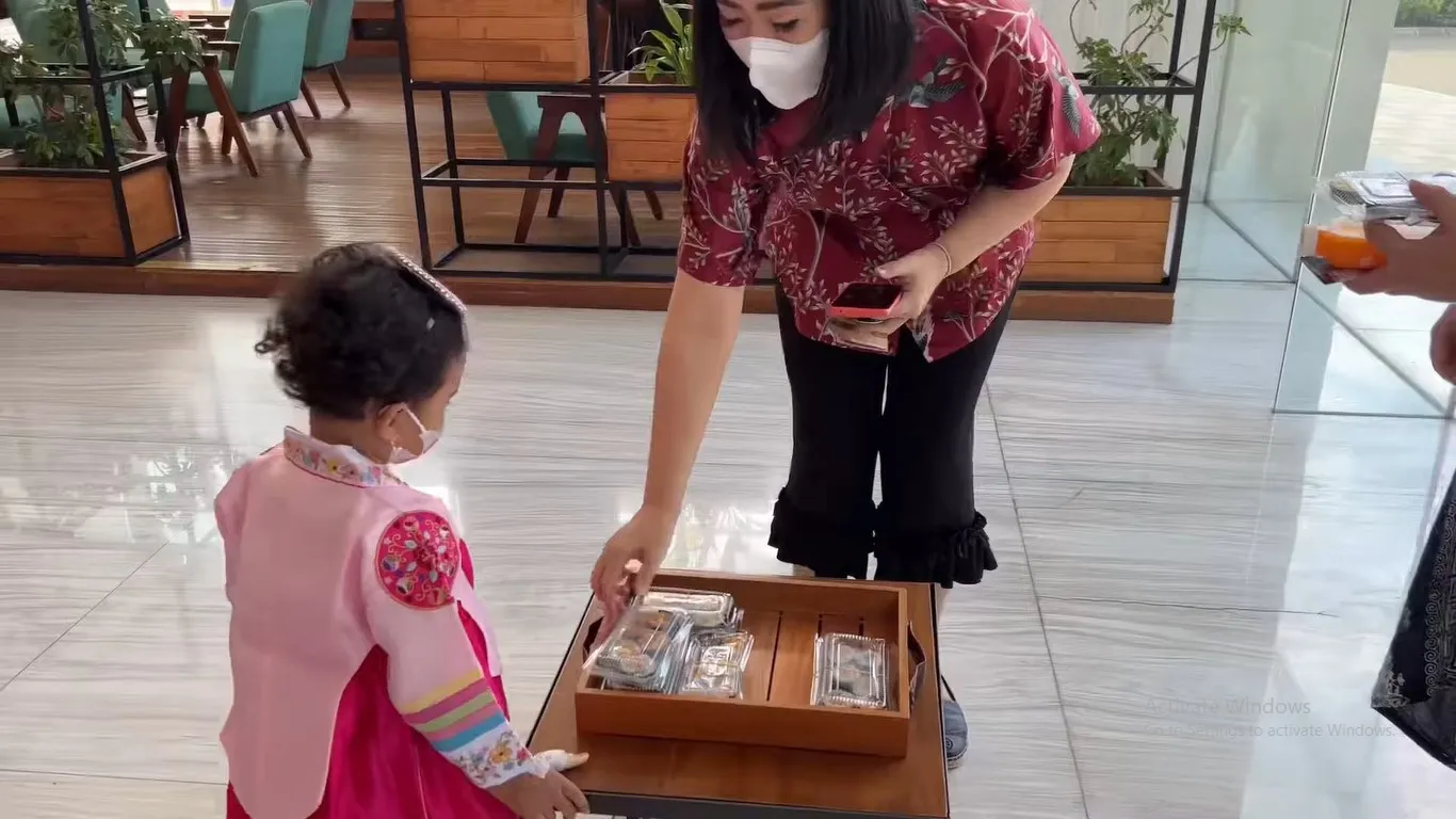 Potret Gewa Anak Mendiang Glenn Fredly dan Mutia Ayu (Credit: Youtube/Mutia Ayu)