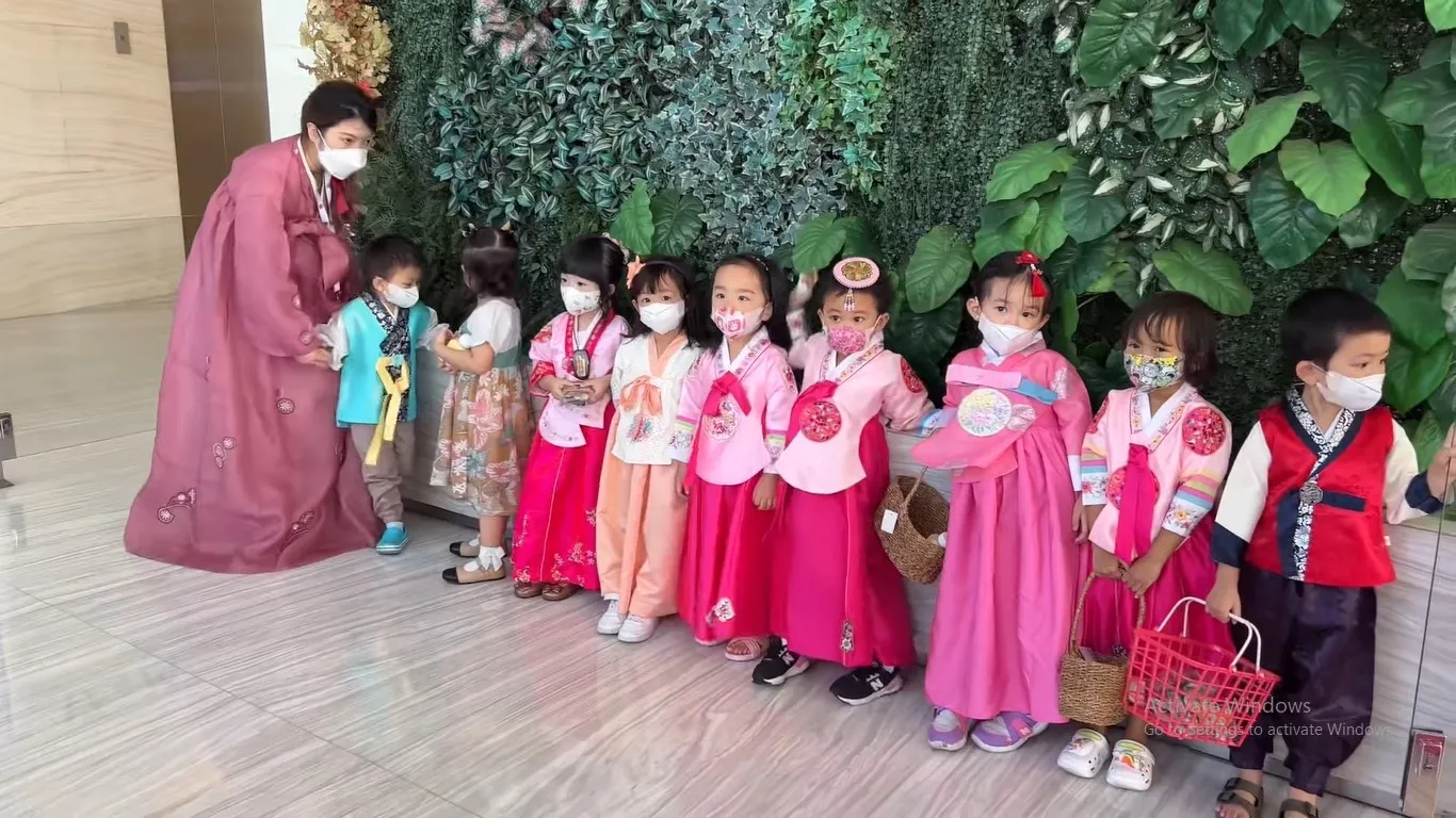 Potret Gewa Anak Mendiang Glenn Fredly dan Mutia Ayu (Credit: Youtube/Mutia Ayu)