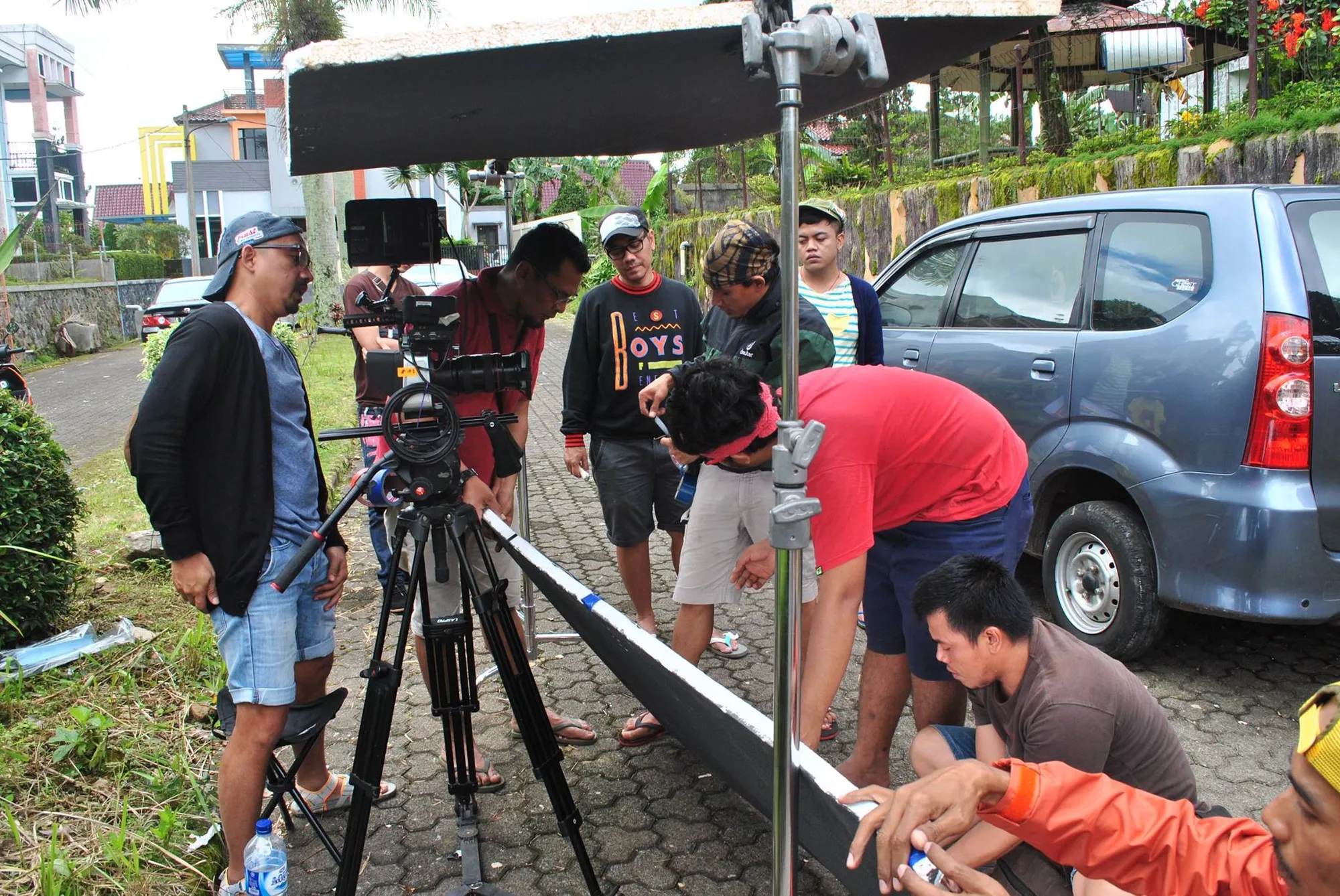 Suasana syuting GUNA GUNA ANAK MUDA © facebook.com/jakartaghostseeker