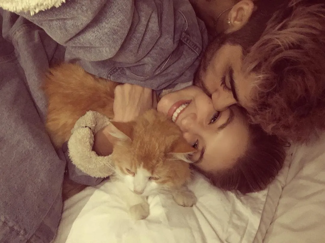 Gigi Hadid memposting foto mesra bareng pacar, Zayn Malik. ©Instagram/gigihadid