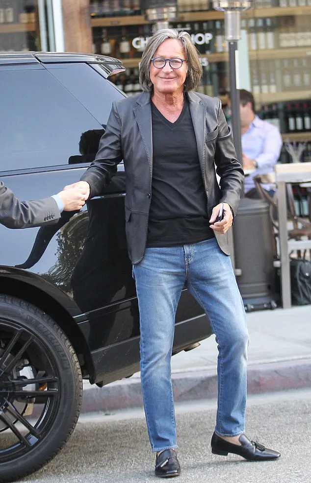 Ayah Gigi percaya jika anaknya masih pacaran dengan Zayn © dailymail.co.uk