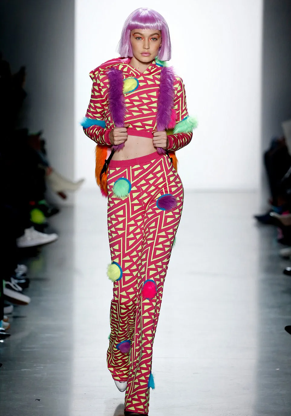 Gigi Hadid di New York Fashion Week © Shutterstock/dailymail.co.uk