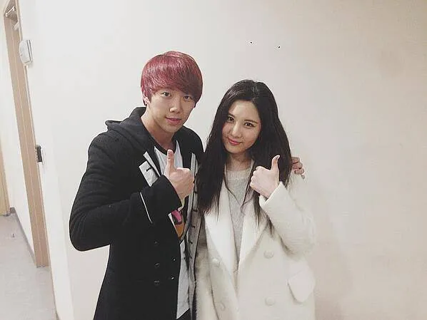 Hoon U-KISS dan Seohyun Girls generation @allkpop.com